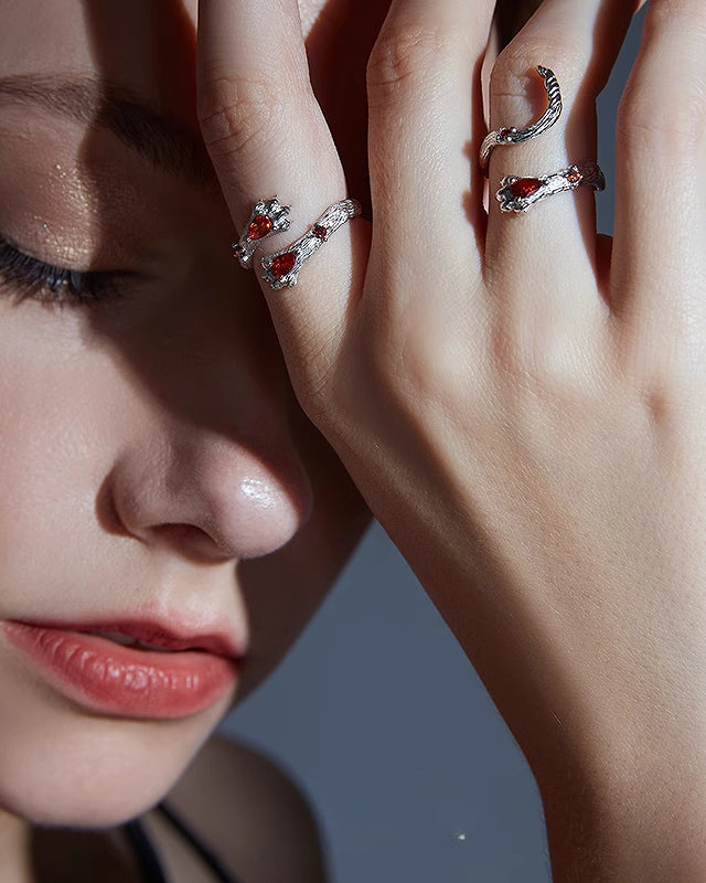 Lunar Eclipse Lion Ring